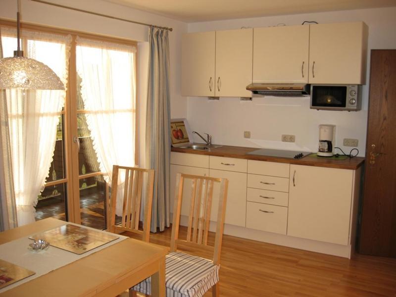 Ferienwohnung Edmeier แบร์เนา อัม คีมเซ ภายนอก รูปภาพ